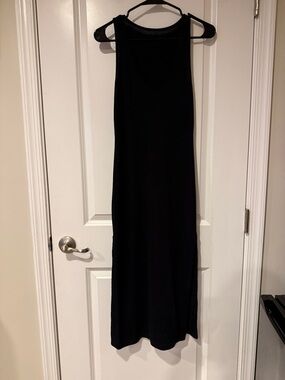 Classic Black Sleeveless Maxi Dress